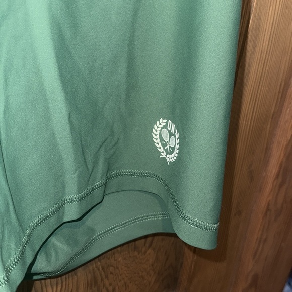 Old navy green sporty powersoft bike shorts - Picture 2 of 5